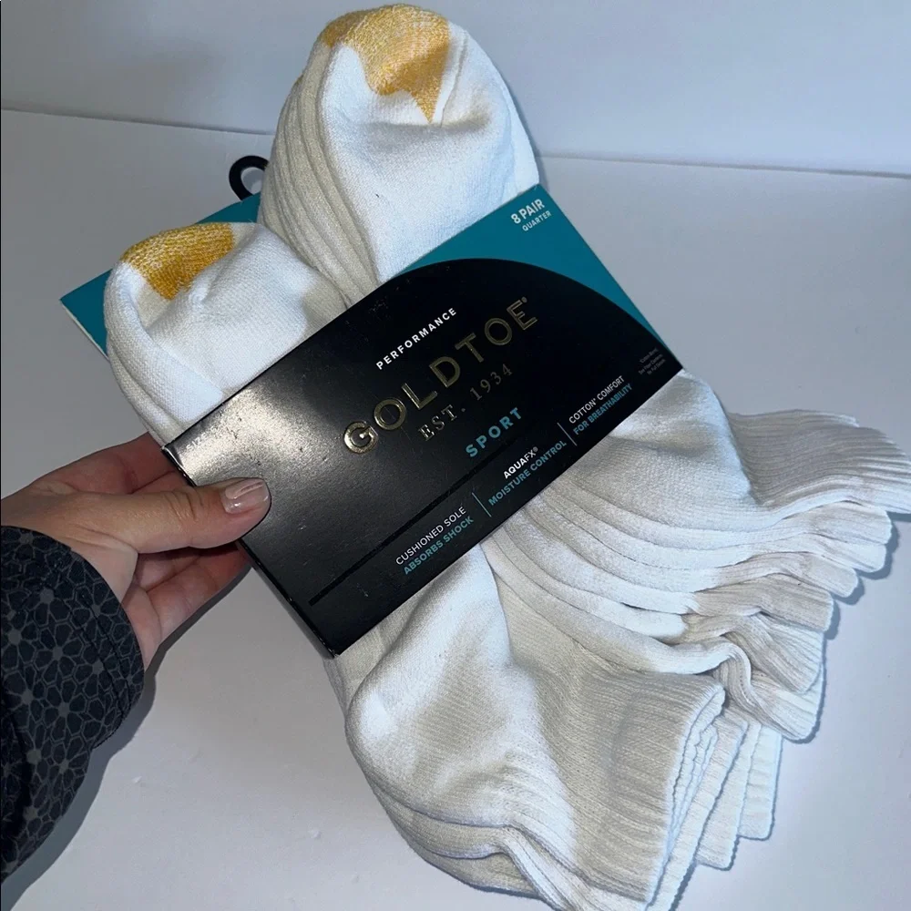 Gold Toe Men's Athletic ankle socks- 8 pairs